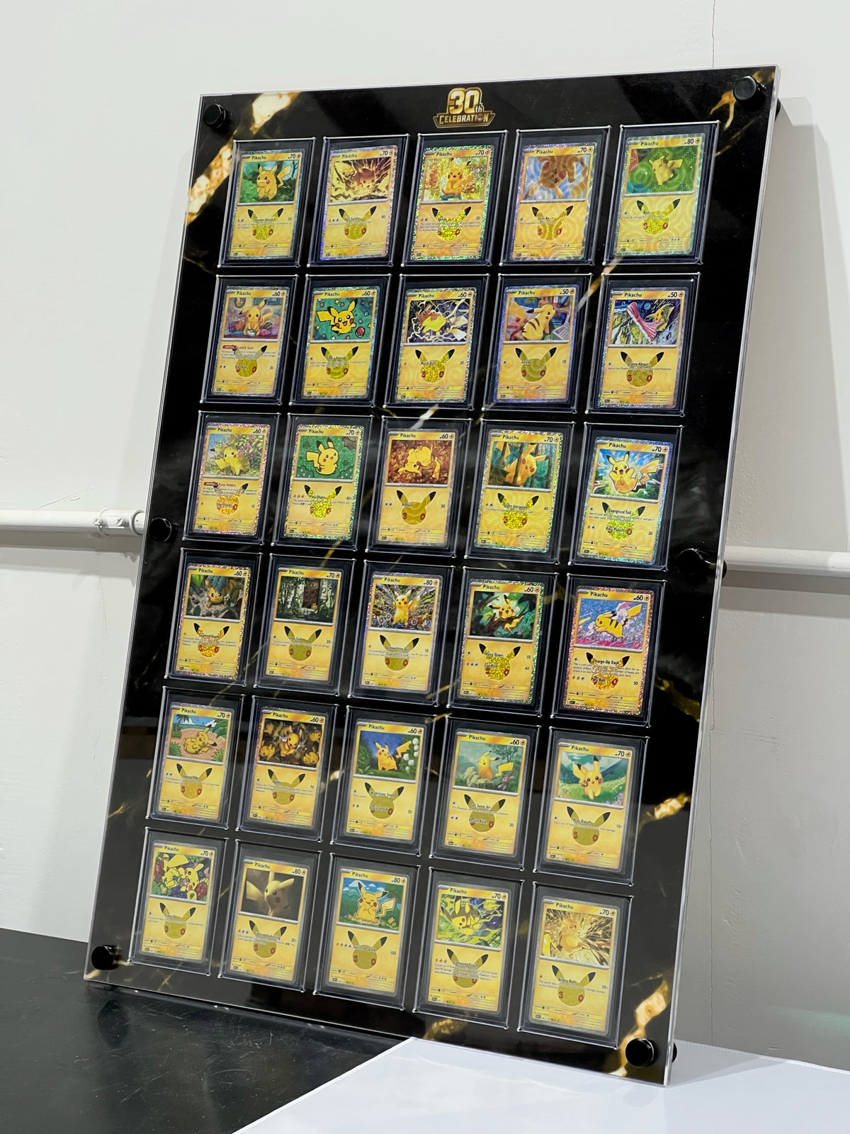 30-Card Wall Display 30th celebration Gold and Black
